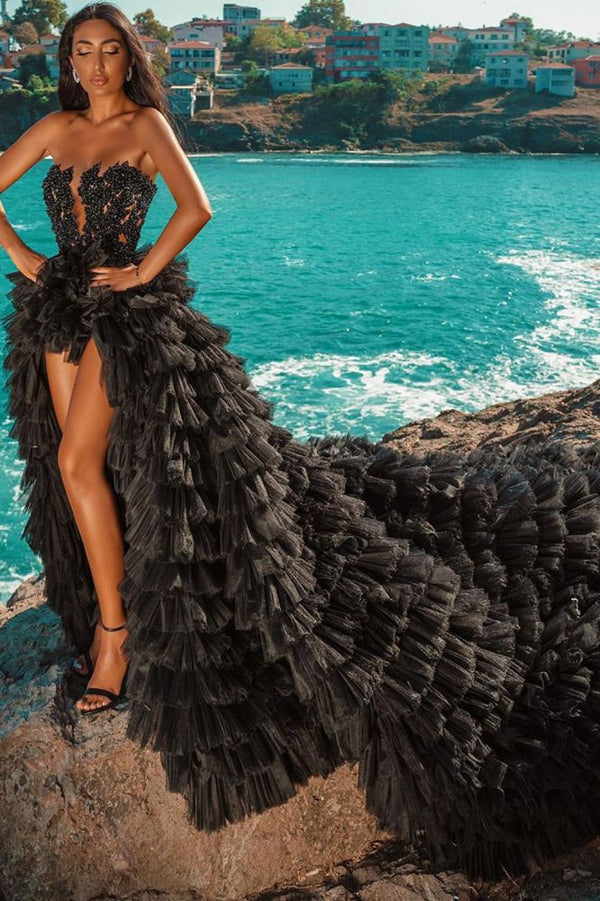 Looking for a dress that is A-line style, and Amazing Beading,Feathers,Sequined work online? stylesnuggle meet all your need with this Classic Black Beach Hi-Lo Tulle Wedding Evening Gown Sleeveless lace.