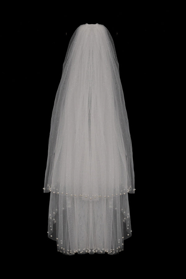 Chloe Elegant With Pearls Wedding Veils-stylesnuggle